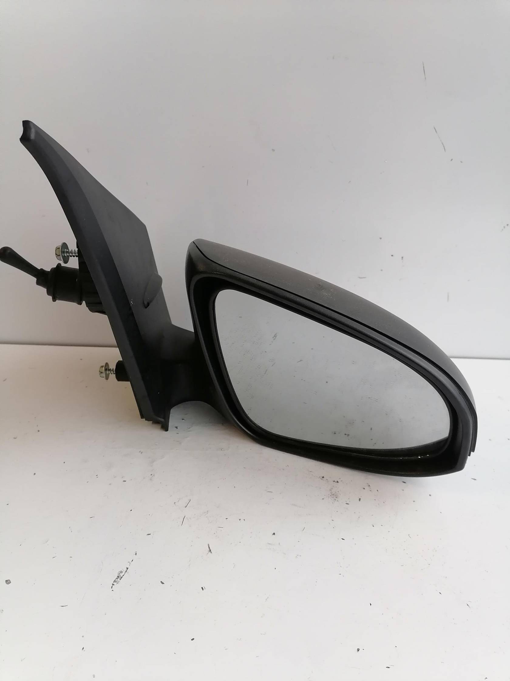 Retrovisore est. dx.